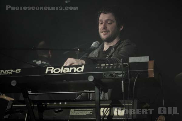 STEEPLE REMOVE - 2009-01-21 - PARIS - La Maroquinerie - 